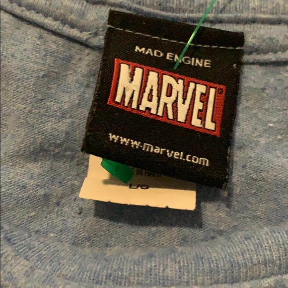 ‼️ SOLD ‼️ Marvel T-shirt ‼️ - Picture 3 of 3